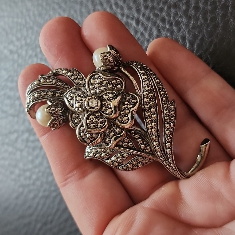 Vtg Kenneth Jay Lane For Avon Brooch - image 5